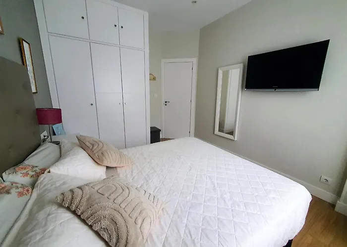 Проживання в сім'ї Doble Campuzano *